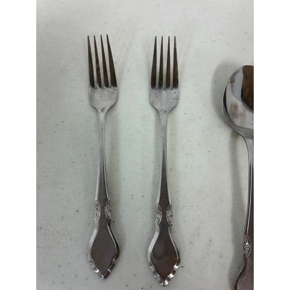 Northland Stainless Korea Flatware Set 21 Pieces Floral Scroll Silverware‎ Lot